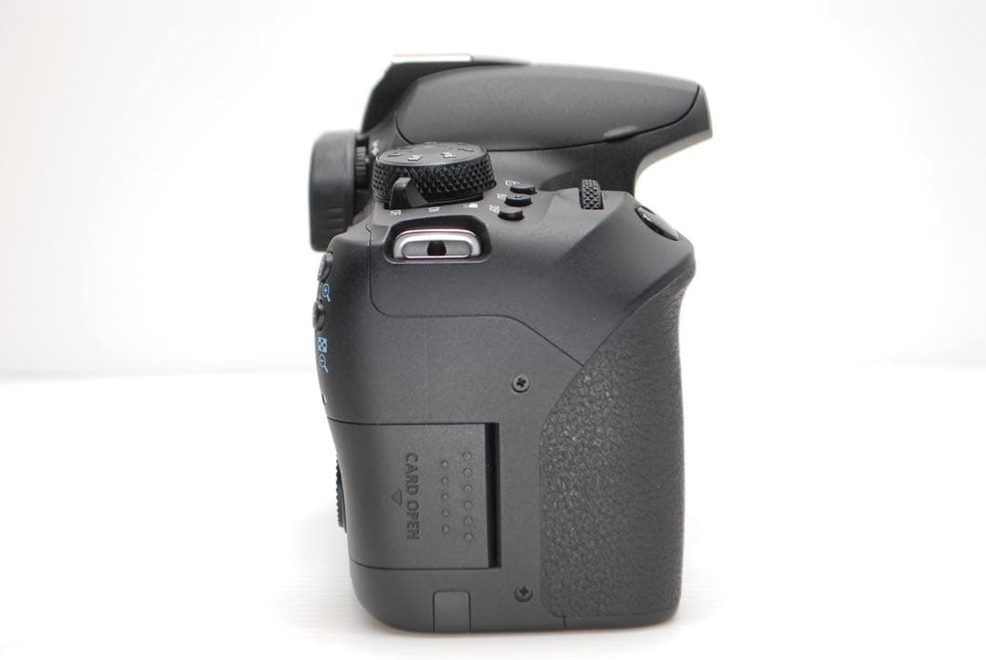 ⭐️Saku＊⭐️Canon kiss X10i トリプルレンズセット