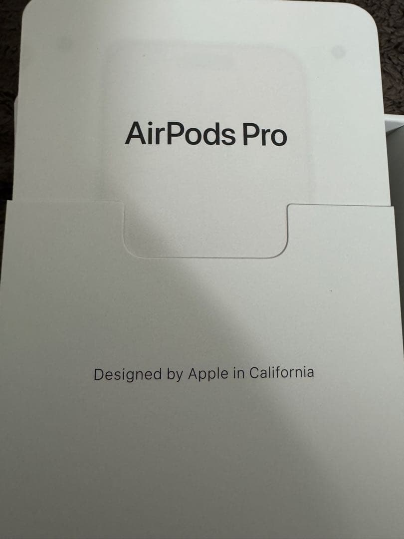 AirPods Pro3 ゴールドケース付き