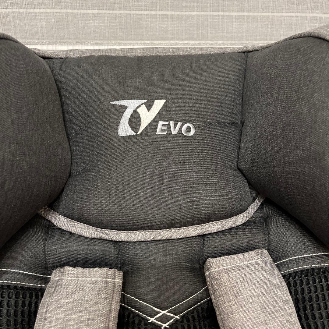 トラベルベストEVO チャイルドシート グレー