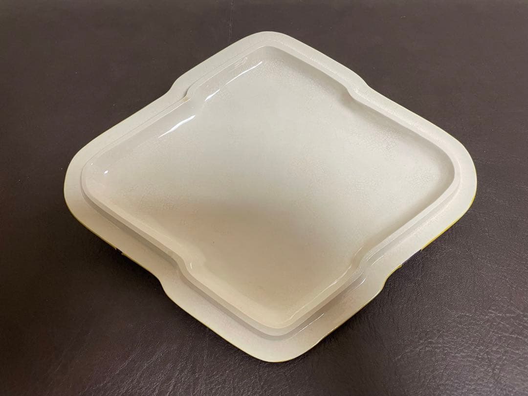 中村翠嵐　古代黄交趾　雪持松　食籠　共箱　共布　茶道具
