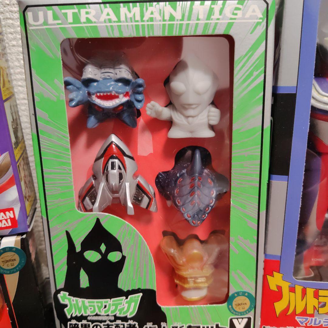ウルトラマンティガ　ウルトラマン　怪獣　ソフビ　フィギュア　バンダイ