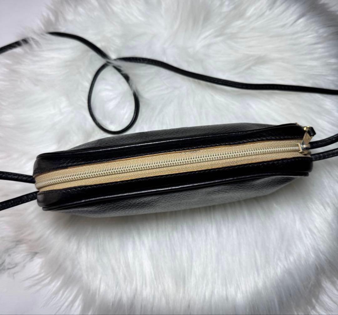 loewe ロエベ　アナグラム　ショルダーバッグ　レザー　ブラック　黒